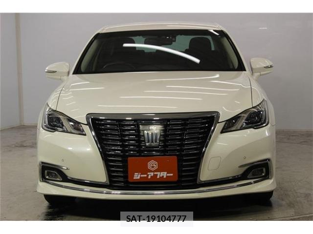 Toyota CROWN 2015-11 8224210-2