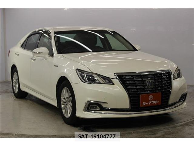 Toyota CROWN 2015-11 8224210-3