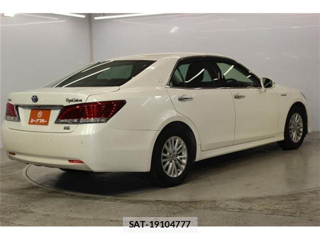 Toyota CROWN 2015-11 8224210-5