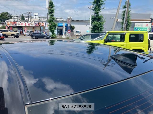 Toyota CROWN 2016-03 8224383-5