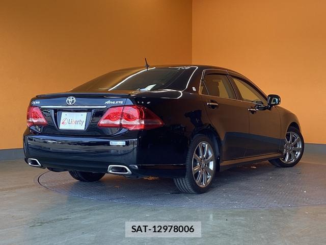 Toyota CROWN 2010-01 8224556-16