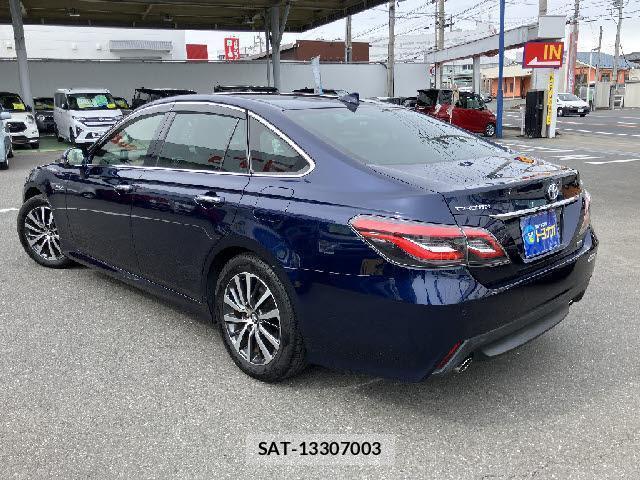 Toyota CROWN 2018-12 8224787-4