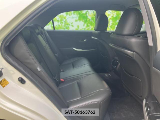 Toyota CROWN 2012-01 8225252-4