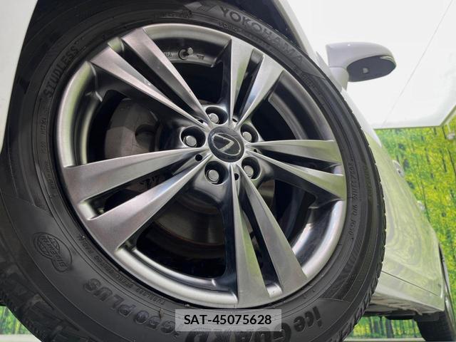 Lexus CT 2011-09 8216270-12
