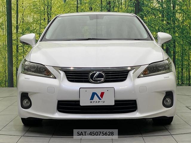 Lexus CT 2011-09 8216270-13