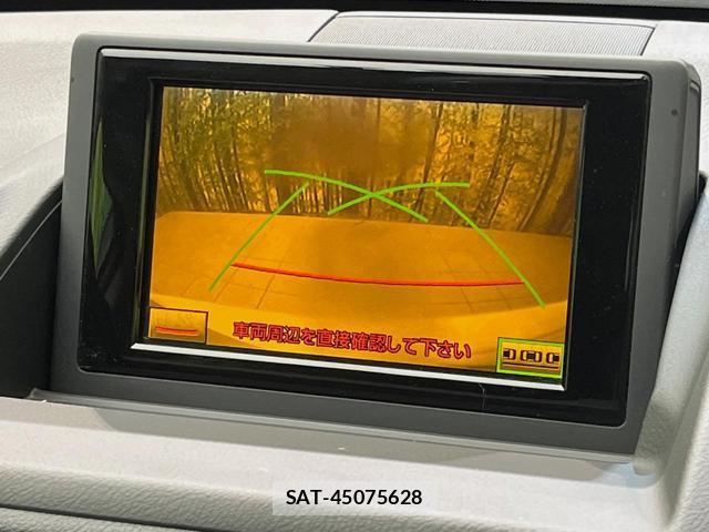 Lexus CT 2011-09 8216270-3