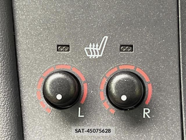 Lexus CT 2011-09 8216270-4