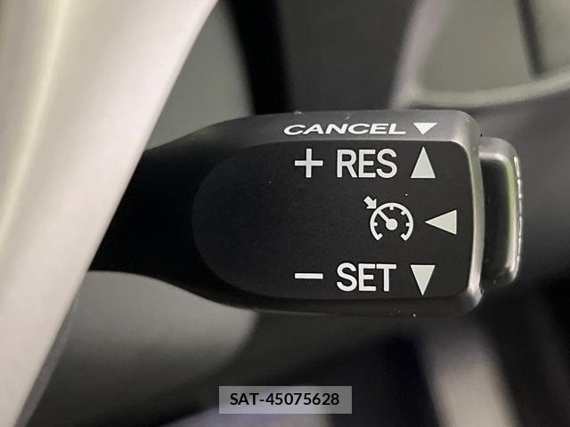 Lexus CT 2011-09 8216270-6