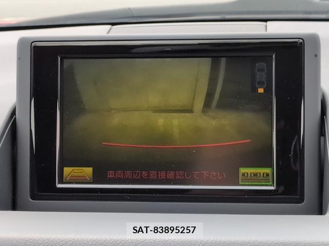 Lexus CT 2011-08 8218731-10