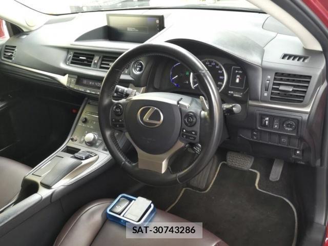 Lexus CT 2018-10 8221679-2