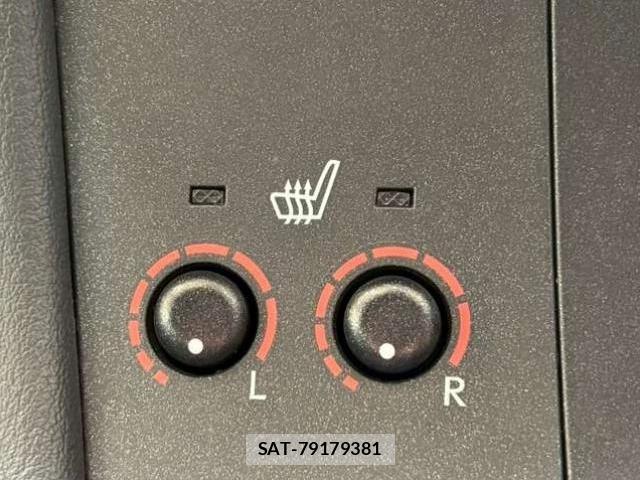 Lexus CT 2011-09 8222767-13