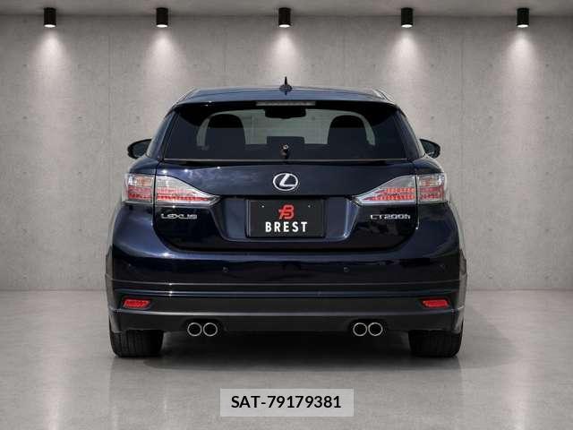 Lexus CT 2011-09 8222767-3