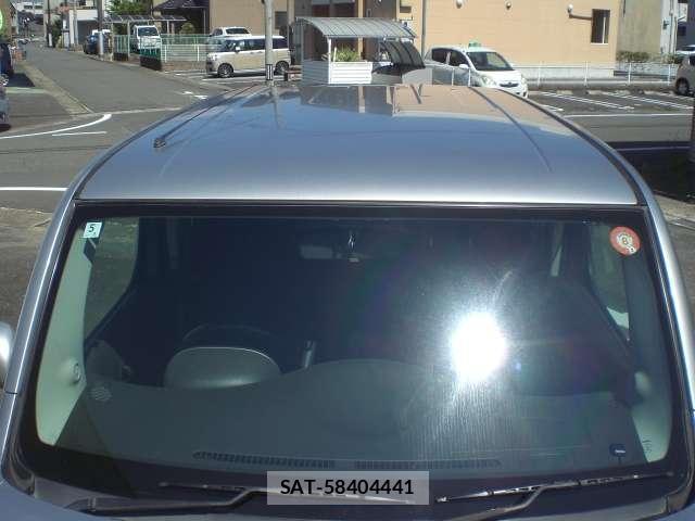 Nissan CUBE 2012-05 8217110-14