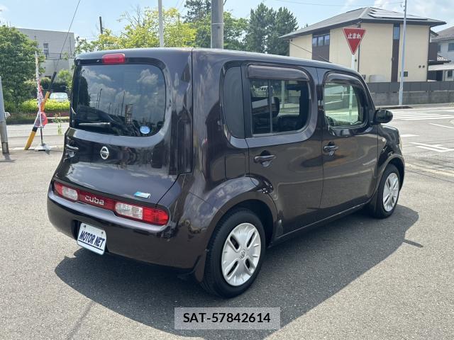 Nissan CUBE 2012-06 8217319-1