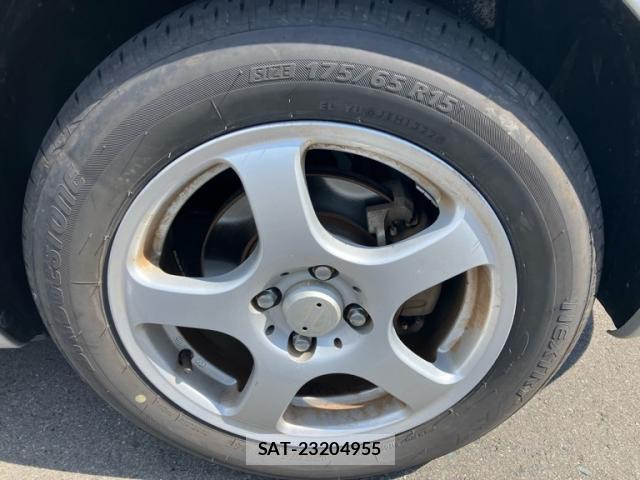 Nissan CUBE 2013-05 8219806-12