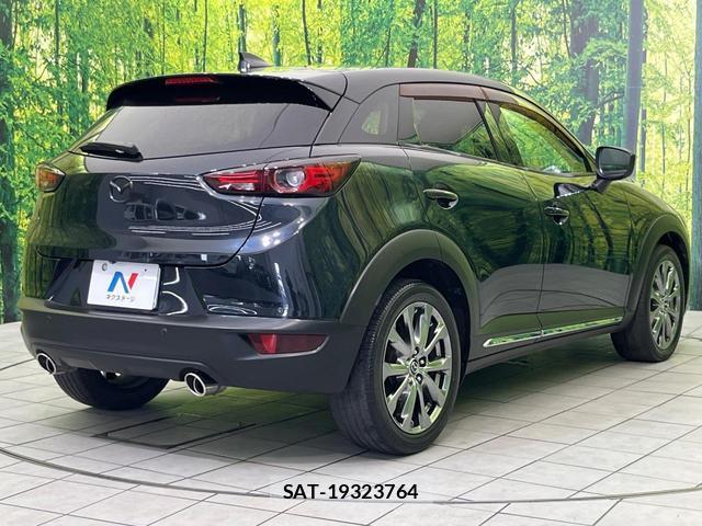 Mazda CX-3 2018-09 8216185-16
