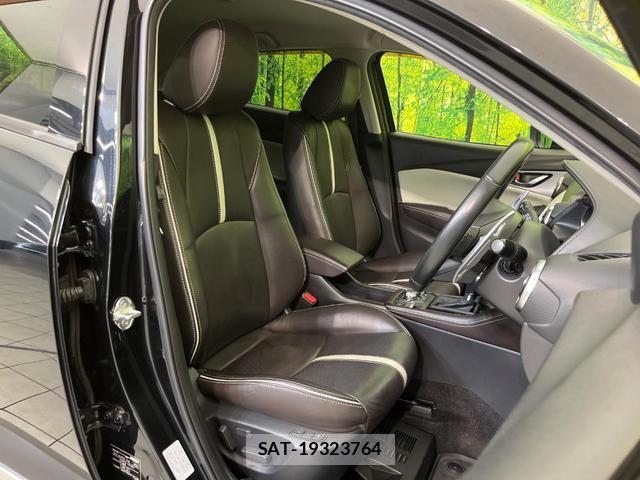 Mazda CX-3 2018-09 8216185-7