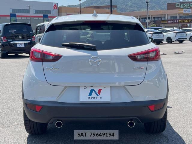 Mazda CX-3 2017-06 8216355-14