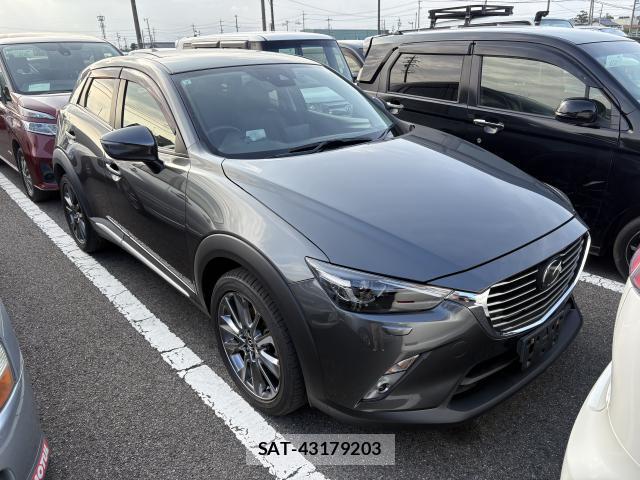 Mazda CX-3 2017-09 8216460-0