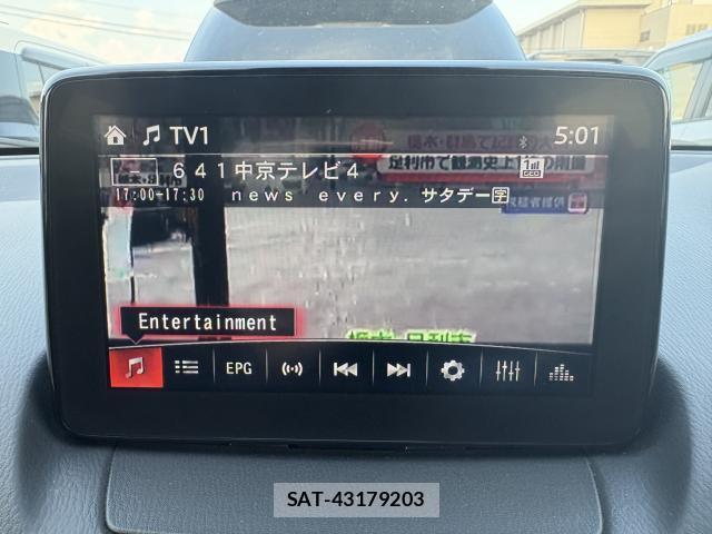 Mazda CX-3 2017-09 8216460-13