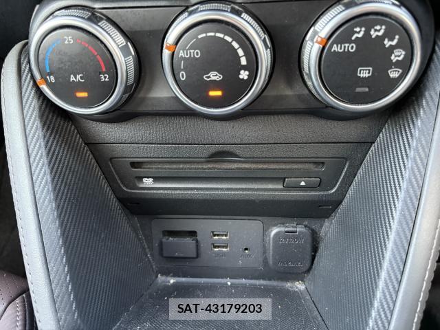 Mazda CX-3 2017-09 8216460-16