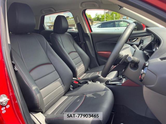 Mazda CX-3 2015-08 8216925-7
