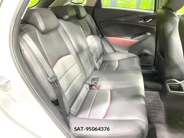 Mazda CX-3 2015-07 8219421-10