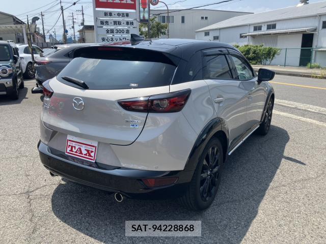 Mazda CX-3 2023-02 8220800-1