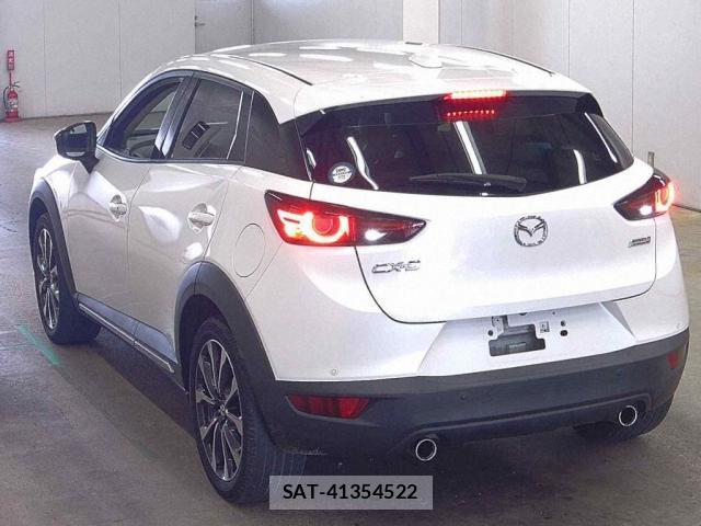 Mazda CX-3 2019-09 8221431-1