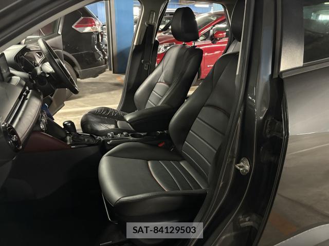 Mazda CX-3 2017-07 8223337-9