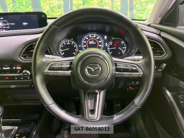 Mazda CX-30 2023-06 8216176-10