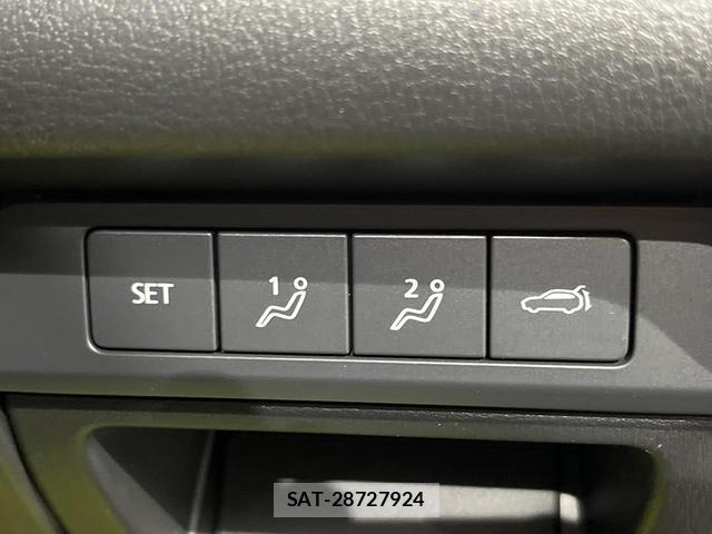 Mazda CX-30 2020-06 8219109-5