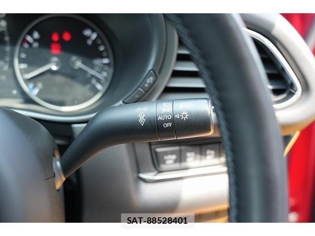Mazda CX-30 2019-11 8223261-13