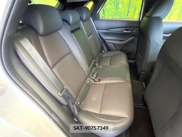 Mazda CX-30 2021-11 8223964-8
