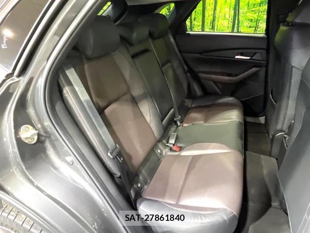 Mazda CX-30 2022-06 8224369-8