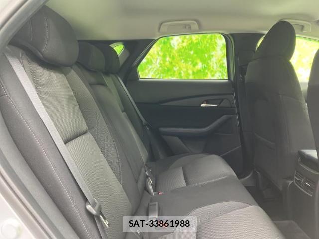Mazda CX-30 2020-04 8225398-4