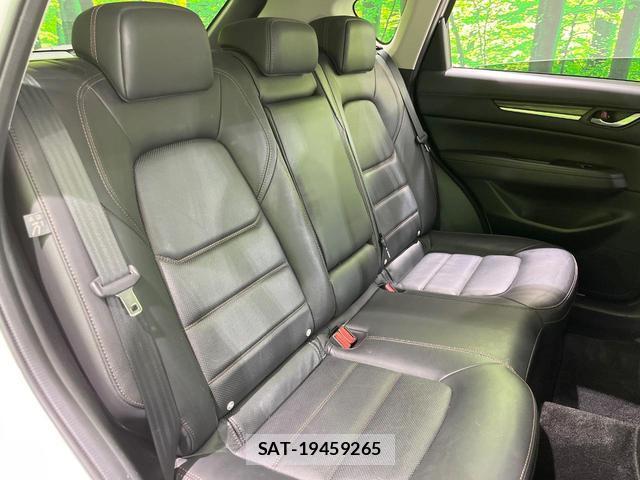 Mazda CX-5 2018-04 8216164-8