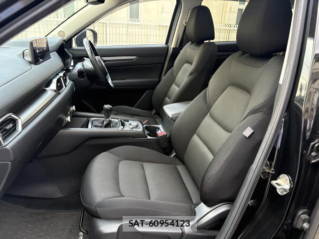 Mazda CX-5 2021-06 8217260-12