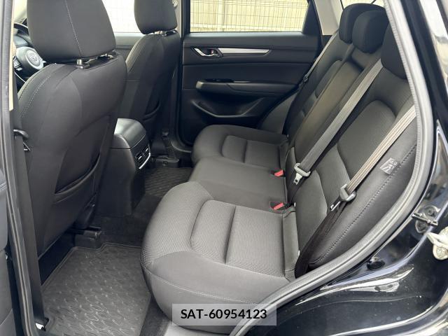 Mazda CX-5 2021-06 8217260-4