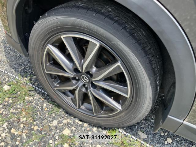 Mazda CX-5 2017-07 8220042-3