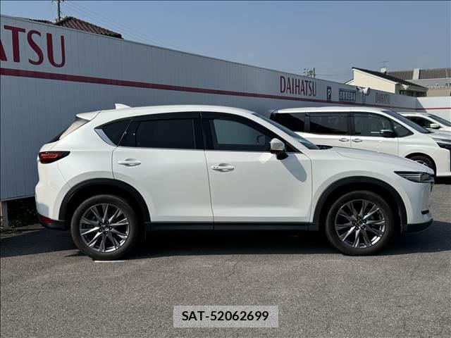 Mazda CX-5 2021-03 8220515-17