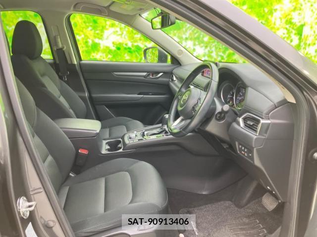 Mazda CX-5 2019-08 8225116-3