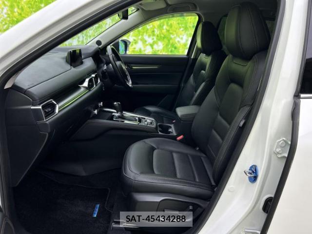 Mazda CX-5 2019-01 8225194-5