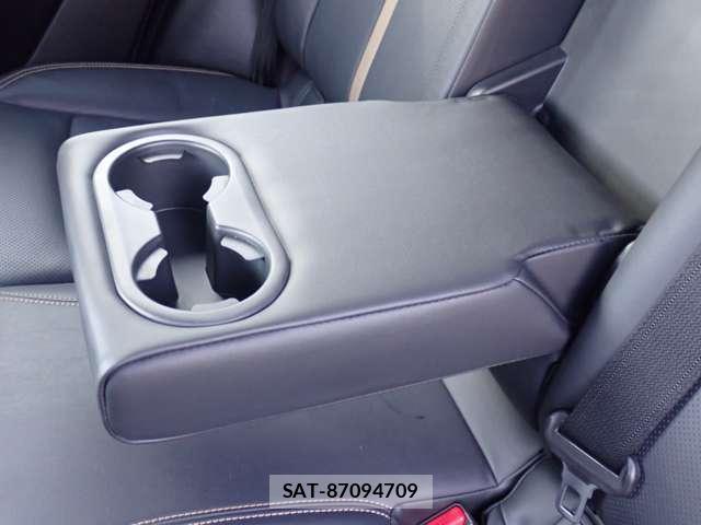 Mazda CX-60 2022-12 8223841-8