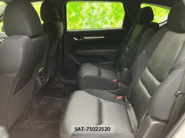 Mazda CX-8 2018-12 8220655-7
