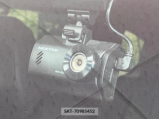 Mazda CX-8 2017-11 8220885-6