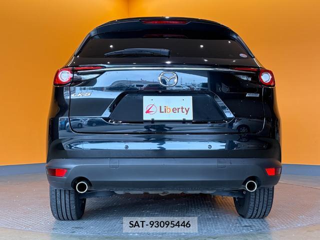 Mazda CX-8 2019-08 8221310-9
