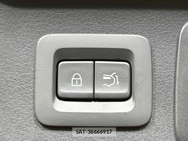 Mazda CX-80 2024-11 8216792-6