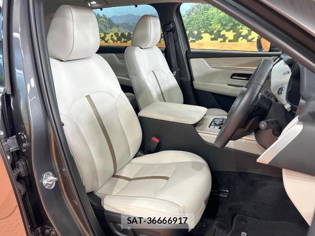 Mazda CX-80 2024-11 8216792-7