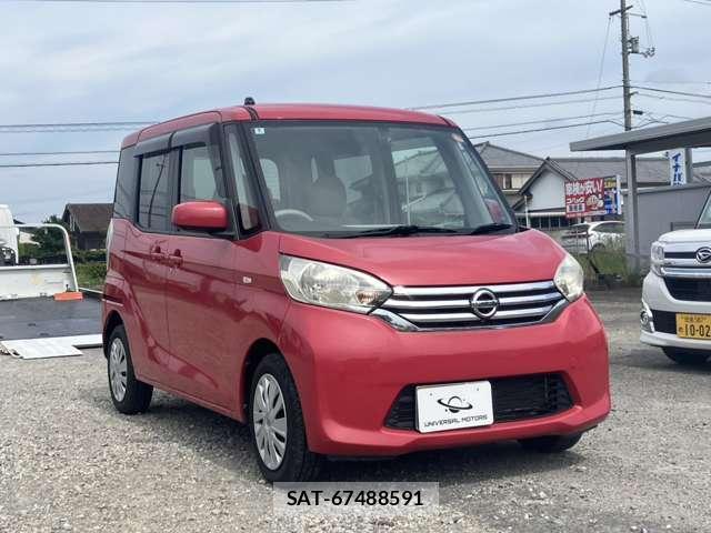 Nissan DAYZ ROOX 2014-05 8221001-11